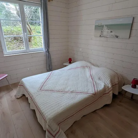 Dom wakacyjny Comfortable And House With A Beautiful Garden La Tranche-sur-Mer